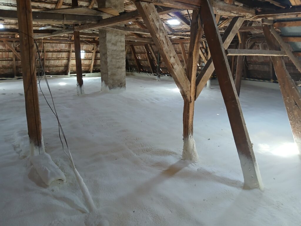 Kivitelez&eacute;si munkaf&aacute;zis, h&aacute;l&oacute;z&aacute;s, csom&oacute;ponti r&eacute;szlet